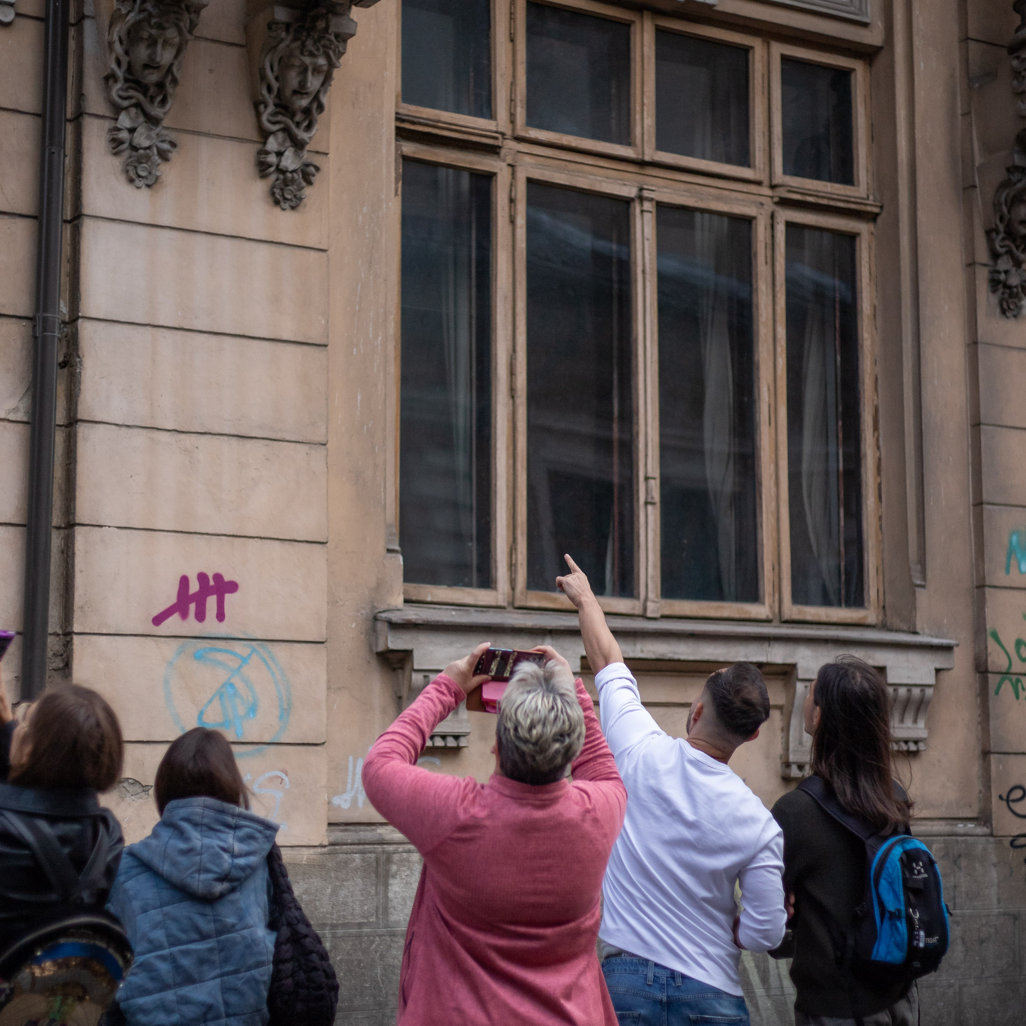 În căutarea Omului Verde – photowalk în București